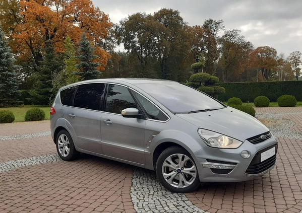 Ford S-Max cena 37777 przebieg: 230000, rok produkcji 2012 z Dobra małe 254